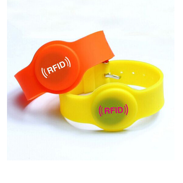 How RFID Wristbands Create Revenue for Self-Pour Bars - ID&C