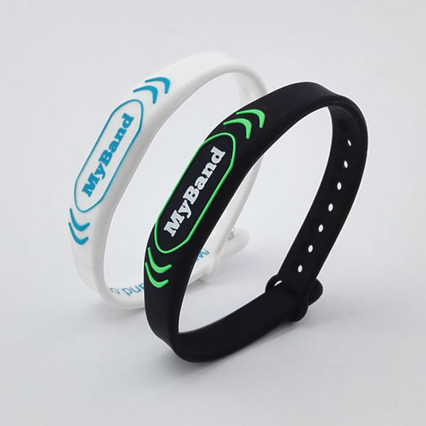 custom silicone wristbands